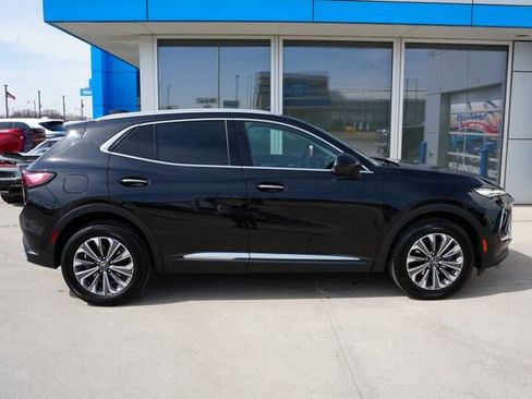 Used 2025 Buick Envision Preferred AWD/4WD image 33