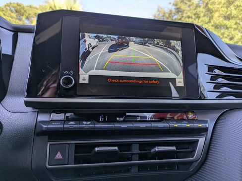 Certified 2025 Toyota Camry SE w/ Convenience Package image 20