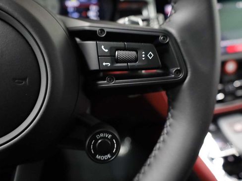 New 2026 Porsche Macan GTS image 28