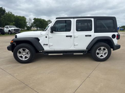 Used 2023 Jeep Wrangler Unlimited Sport AWD/4WD image 4