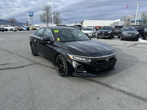 Used 2019 Honda Accord Sport image 1