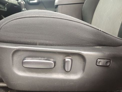 Used 2023 Toyota Tacoma TRD Sport w/ Technology Package image 11