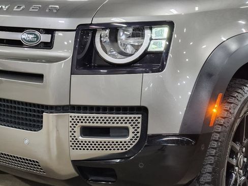 Used 2023 Land Rover Defender 110 S AWD/4WD image 14