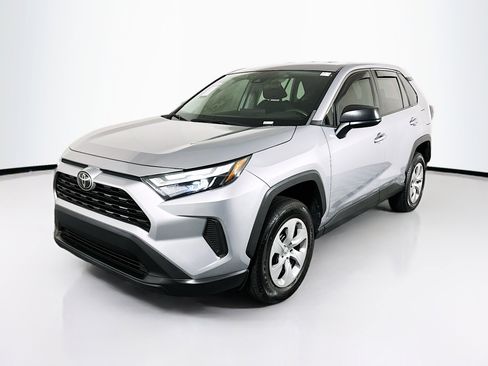 Used 2023 Toyota RAV4 LE image 7