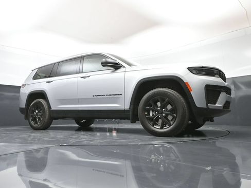 New 2026 Jeep Grand Cherokee L 4WD image 47