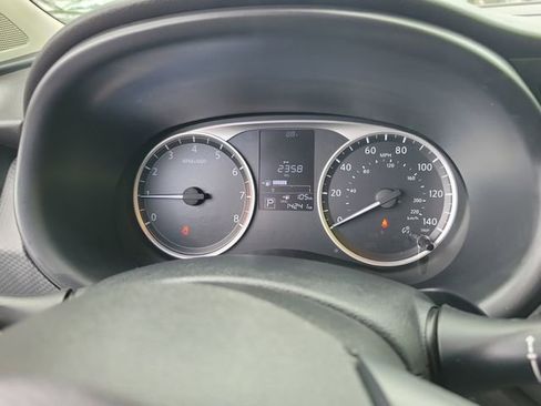 Used 2024 Nissan Kicks S FWD image 17