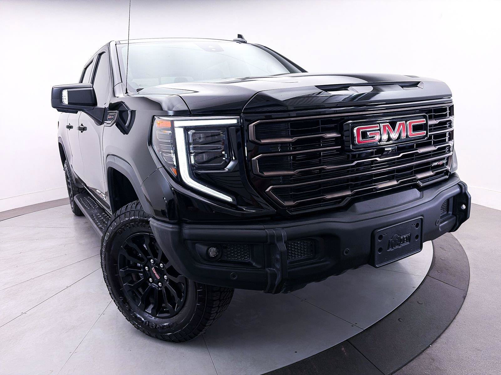 Used 2023 GMC Sierra 1500 AT4X AWD/4WD image 4