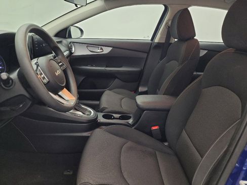 Used 2024 Kia Forte LXS FWD image 17