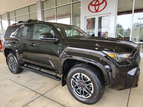 Used 2025 Toyota 4Runner TRD Sport image 4