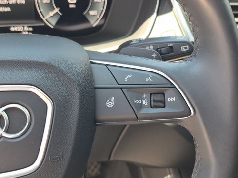Used 2023 Audi Q5 e Premium Plus AWD/4WD image 18