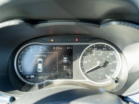 New 2025 Nissan Versa SV image 12