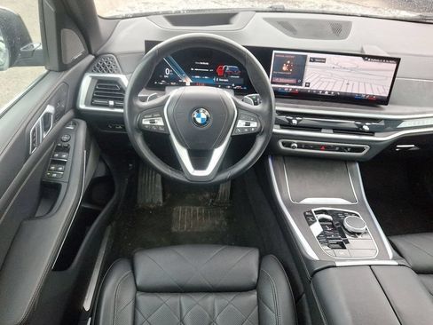 Used 2024 BMW X5 xDrive40i AWD/4WD image 11
