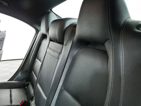 Used 2018 Mercedes-Benz CLA 250 4MATIC image 19