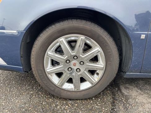 Used 2009 Cadillac DTS FWD image 10