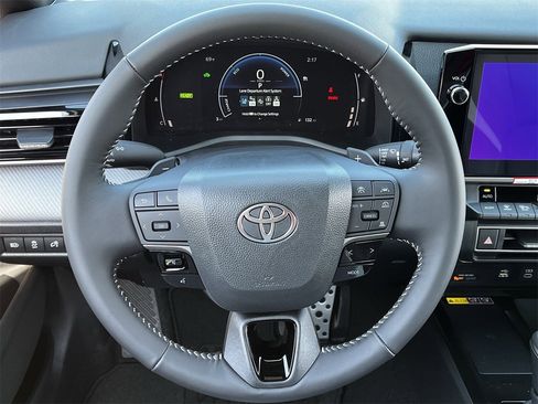 New 2026 Toyota Camry SE image 11