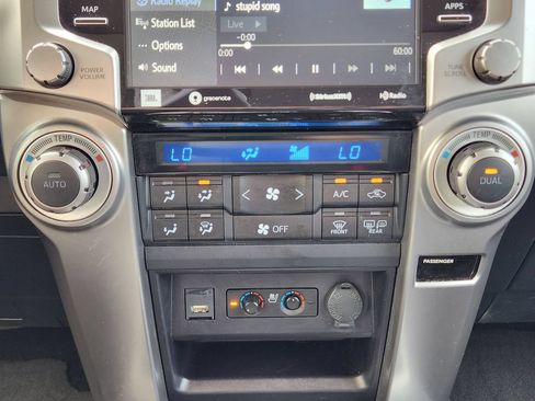 Used 2022 Toyota 4Runner Limited RWD image 19