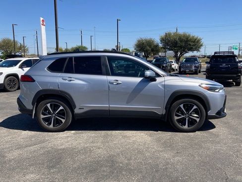 Used 2024 Toyota Corolla Cross XSE w/ Convenience Package image 4