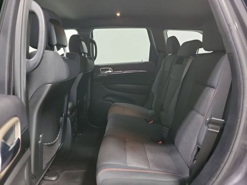 Used 2016 Jeep Grand Cherokee Laredo 75th Anniversary AWD/4WD image 31
