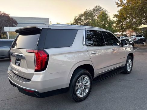 Used 2021 GMC Yukon SLT w/ SLT Luxury Plus Package AWD/4WD image 8