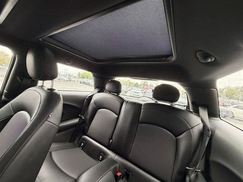 Used 2014 MINI Cooper 2-Door Hardtop FWD image 9