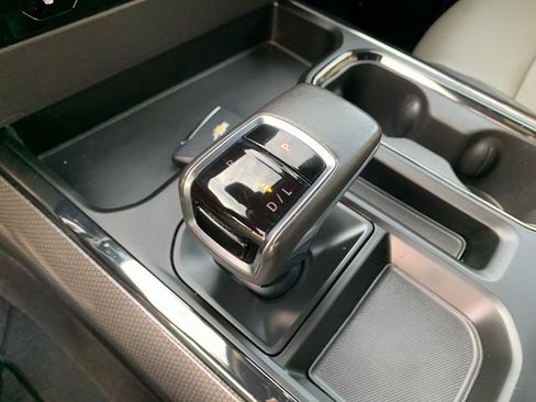 Certified 2022 Chevrolet Silverado 1500 ZR2 w/ Technology Package image 31