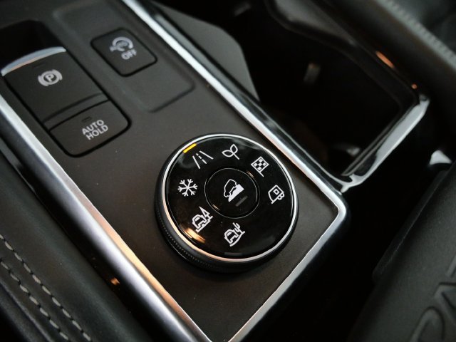 Used 2023 Nissan Pathfinder Platinum AWD/4WD image 25