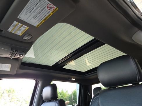 Used 2018 Ford F350 Lariat w/ Lariat Ultimate Package AWD/4WD image 31
