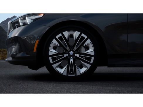 New 2026 BMW 530i image 7