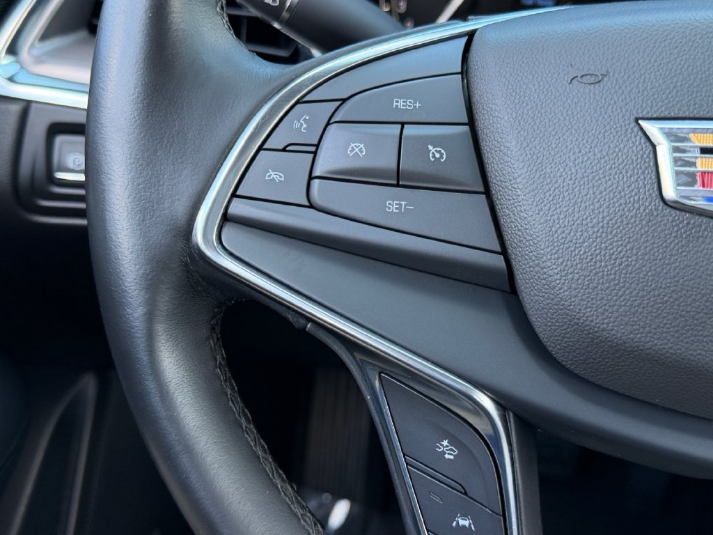 Used 2018 Cadillac XT5 Premium Luxury AWD/4WD image 18