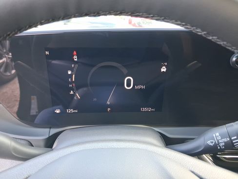 Used 2025 Buick Envista Sport Touring w/ Convenience I Package FWD image 15