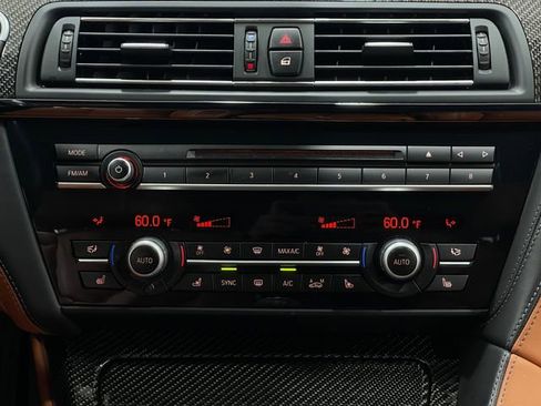 Used 2017 BMW M6 Convertible image 25