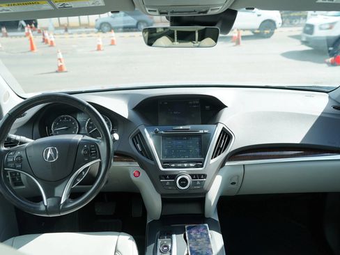Used 2017 Acura MDX FWD image 19
