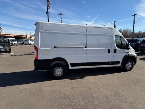 Used 2021 RAM ProMaster 2500 image 15