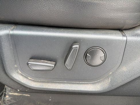 Used 2021 Ford F250 Lariat image 19