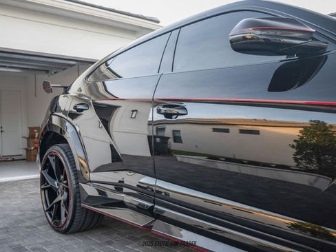 Used 2021 Lamborghini Urus image 38