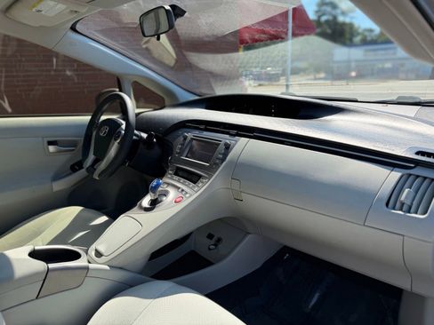 Used 2012 Toyota Prius Two FWD image 20