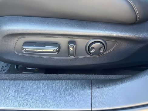 Used 2023 Honda Accord Touring image 10