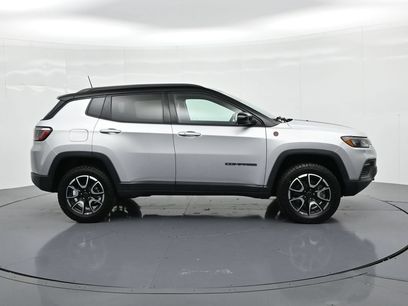 Used 2025 Jeep Compass Trailhawk