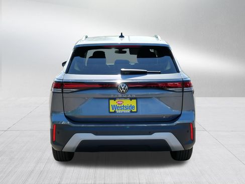Certified 2025 Volkswagen Tiguan S w/ 18" Wheel Package AWD/4WD image 6