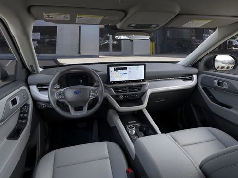 New 2025 Ford Explorer Active w/ Active Comfort Package image 10