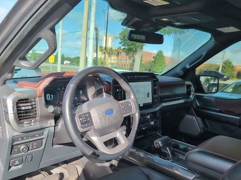 Used 2021 Ford F150 Lariat w/ Equipment Group 502A High AWD/4WD image 7