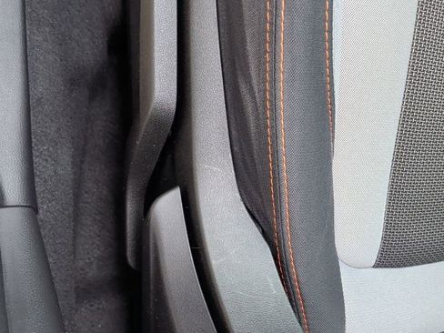 Used 2022 Subaru Crosstrek 2.0i Premium image 12