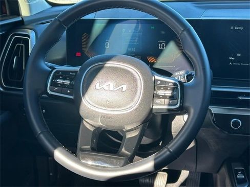 Used 2025 Kia Sorento S w/ Panoramic Sunroof Package image 14