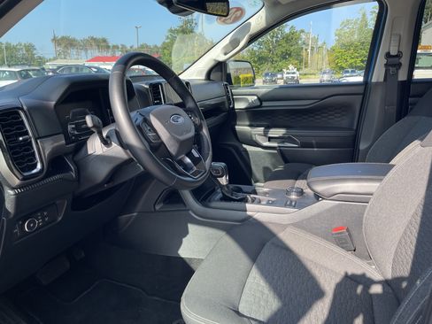 Used 2024 Ford Ranger XLT w/ FX4 Off-Road Package AWD/4WD image 11