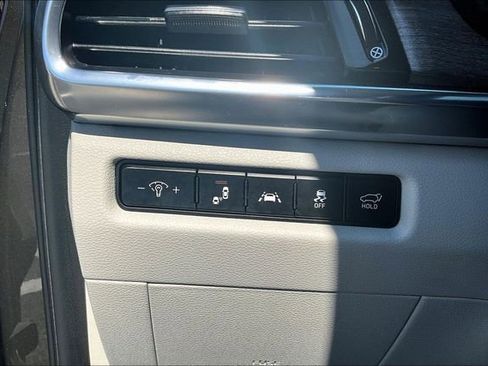 Certified 2022 Kia Telluride EX w/ Towing Package AWD/4WD image 15