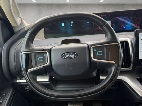 Certified 2025 Ford Expedition Max Platinum AWD/4WD image 22