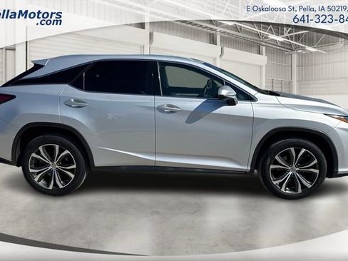 Used 2017 Lexus RX 350 FWD w/ Premium Package image 2