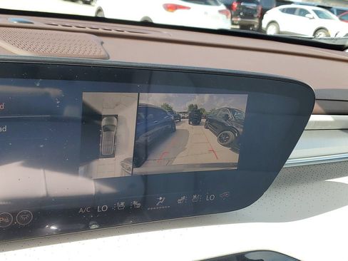 New 2026 Buick Enclave Avenir w/ Super Cruise Package FWD image 22