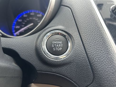 Used 2019 Subaru Outback 3.6R Limited w/ Popular Package #2 image 16