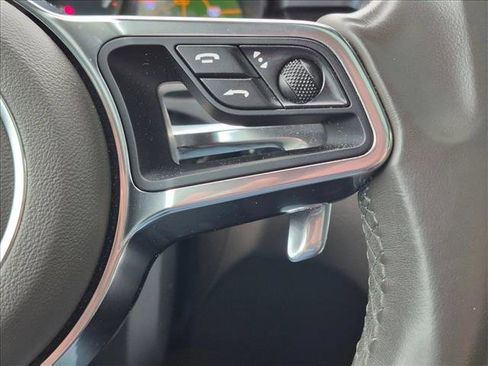 Used 2019 Porsche Macan AWD/4WD image 12